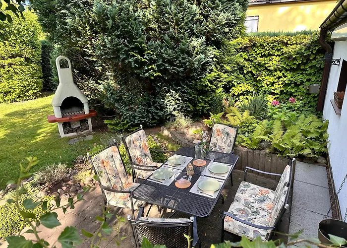 Perfekte Auszeit - Charmantes Ferienhaus Neuenhagen Bei Berlin